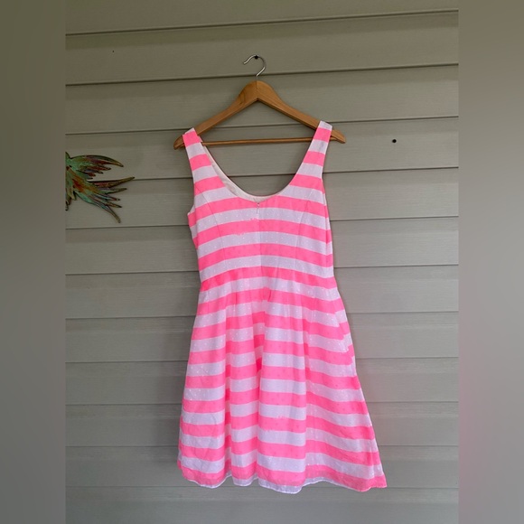 Lilly Pulitzer fit & flare dress pink & white stripes size 8 EUC  summer party - Picture 5 of 16